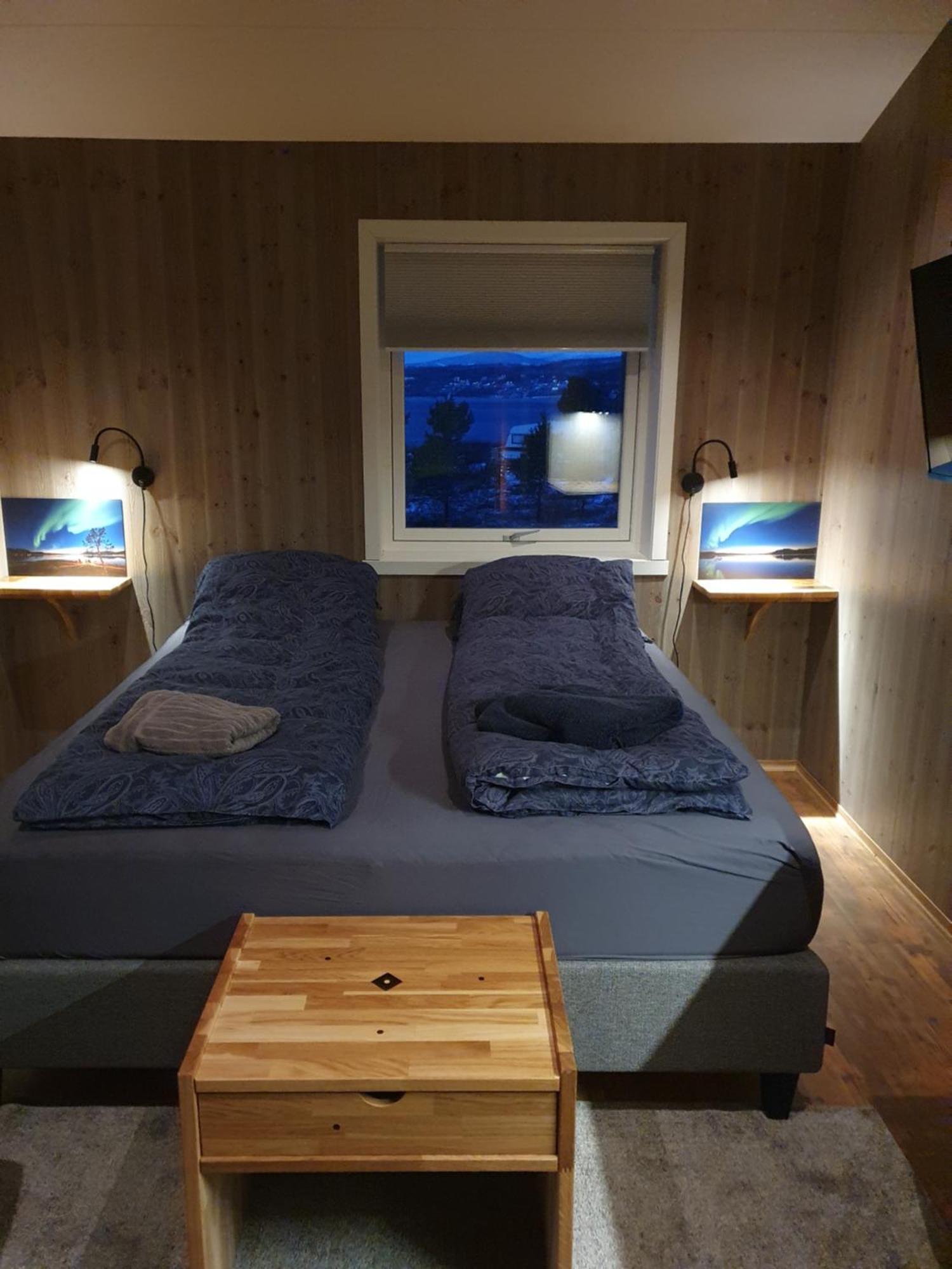 Finnvikhaugen Rooms Mestervik Rom bilde
